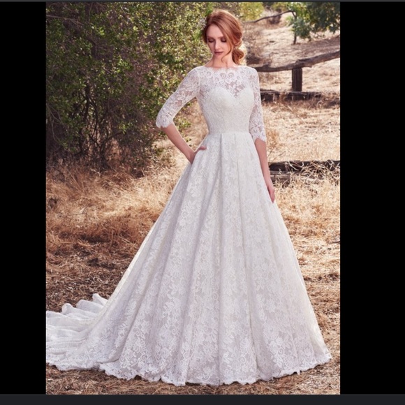 Maggie Soterro Ivory Lace Cordelia Modest Wedding Dress - Picture 11 of 14